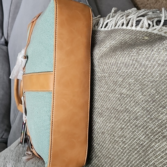 NWT Stone Mountain Purse Ice Blue/Vachetta Belmar Large Dome Satchel Sydney Bag - Picture 11 of 12